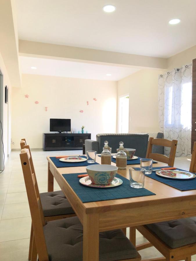 Konstantinos Apartments Парікія Екстер'єр фото